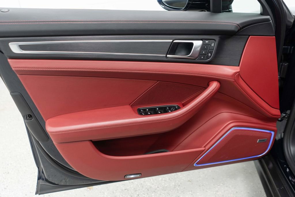 Used 2023 Porsche Panamera 4 Platinum Edition w/ Smoking Package image 16