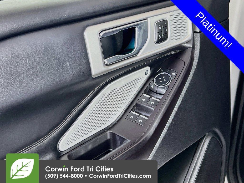Used 2020 Ford Explorer Platinum w/ Premium Technology Package AWD/4WD image 11