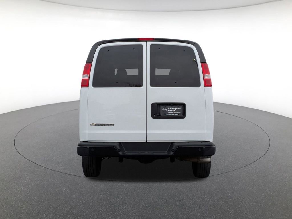 Used 2023 Chevrolet Express 3500 LS image 6