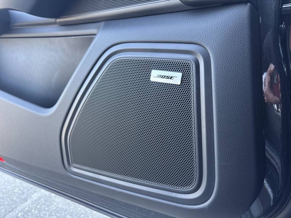 New 2026 Porsche Macan AWD/4WD image 23