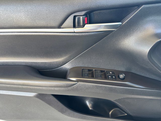 Used 2024 Toyota Camry SE FWD image 10