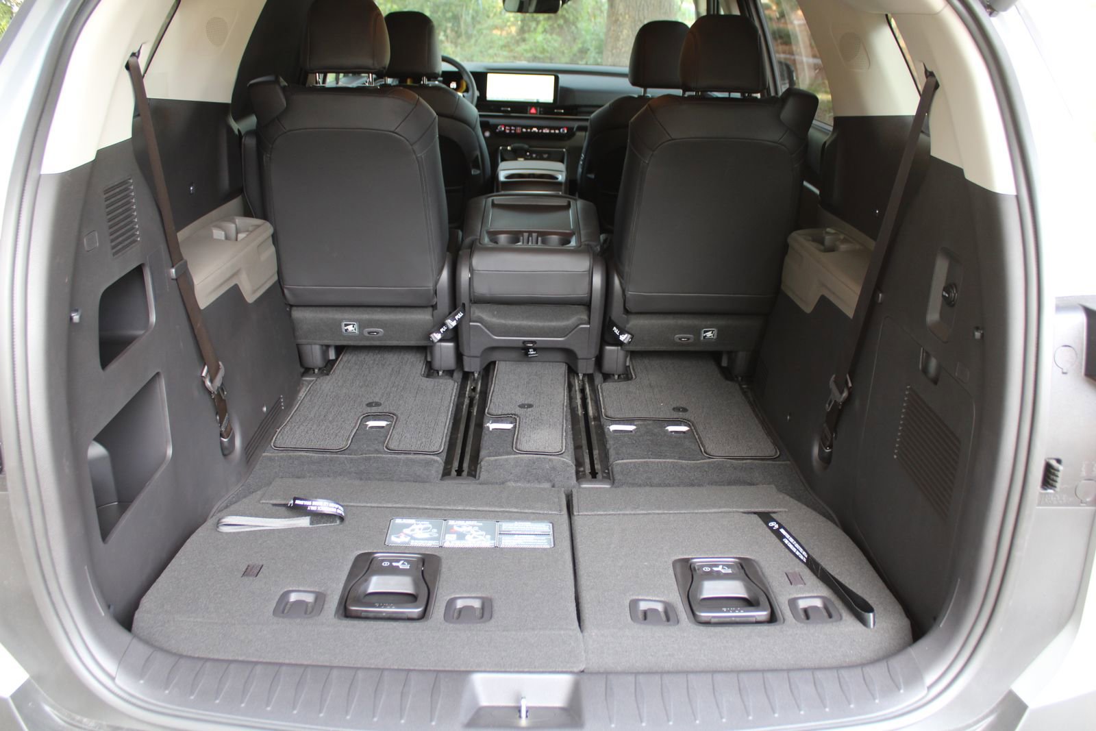 New 2026 Kia Carnival EX image 13