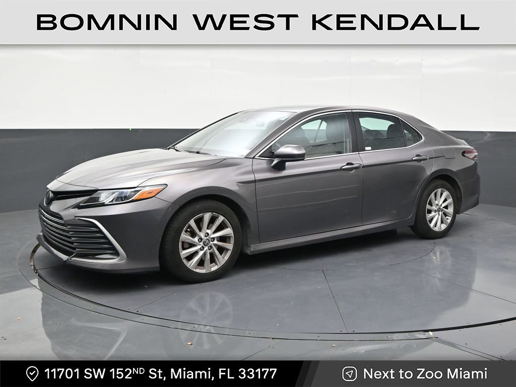 Used 2022 Toyota Camry LE FWD image 1