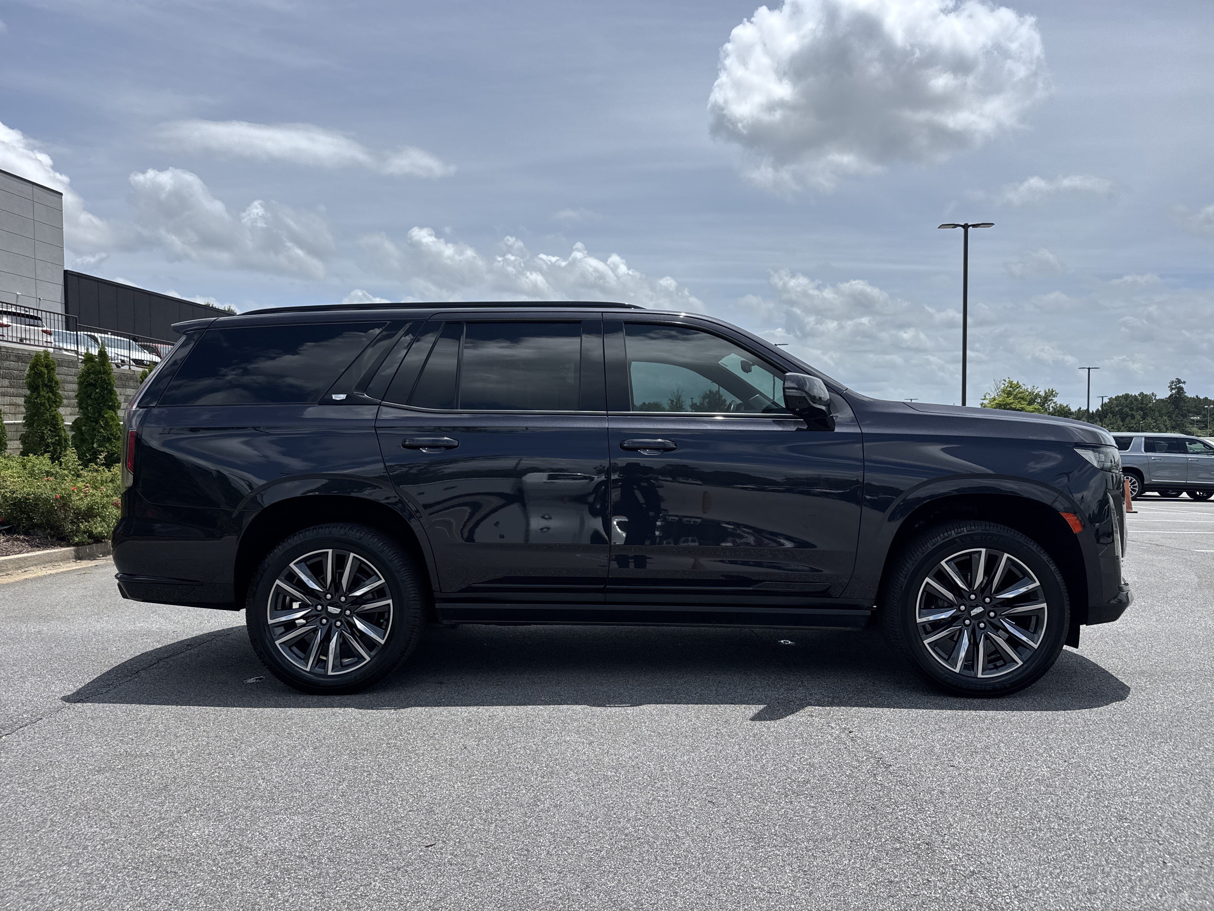 Used 2022 Cadillac Escalade Sport w/ Touring Package AWD/4WD image 11