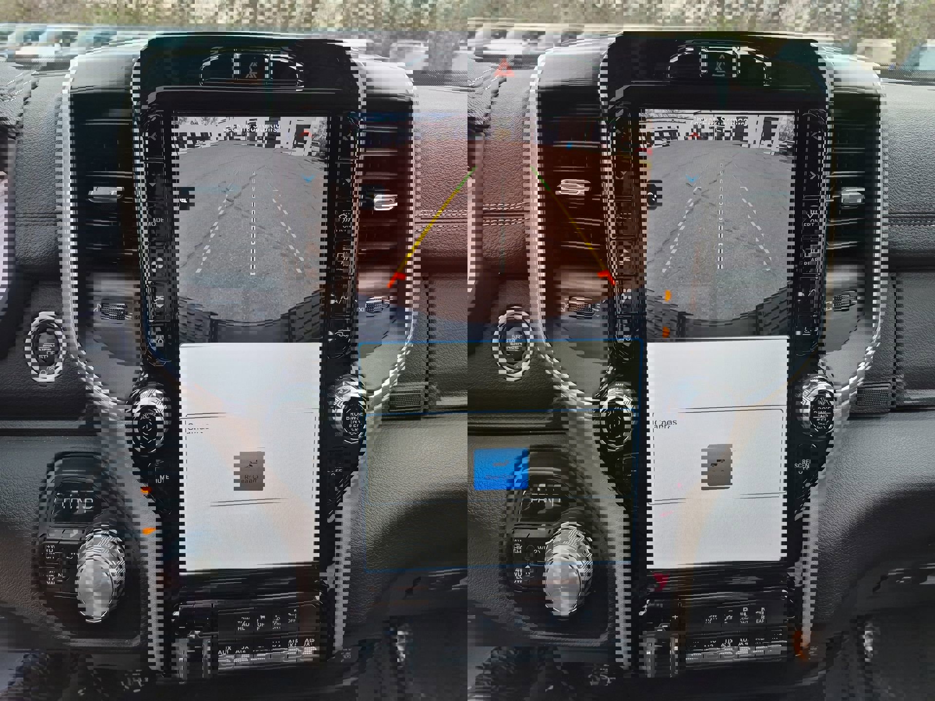 Used 2024 RAM 2500 Laramie image 16