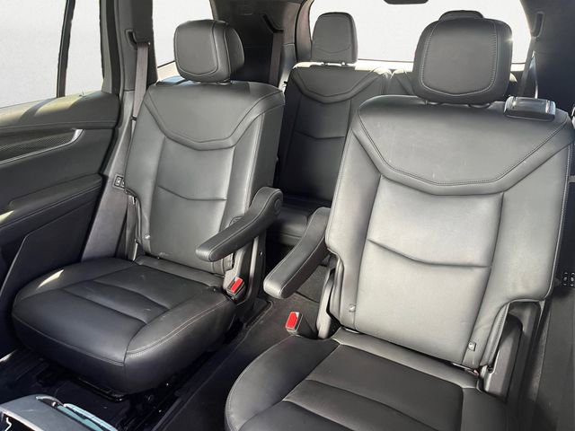 Used 2023 Cadillac XT6 Sport w/ Technology Package image 16