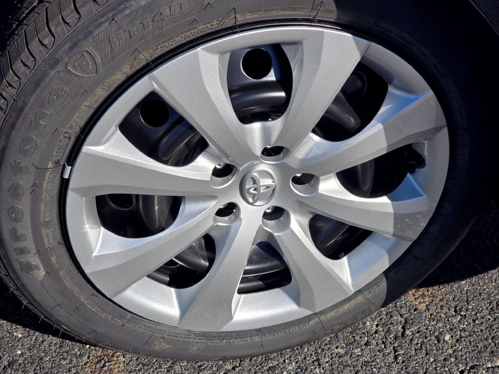 New 2027 Toyota Corolla LE FWD image 7