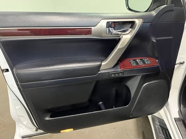 Used 2017 Lexus GX 460 AWD/4WD image 20