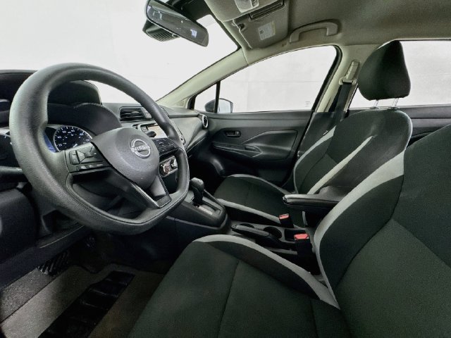 Used 2025 Nissan Versa S w/ Trunk Package FWD image 18