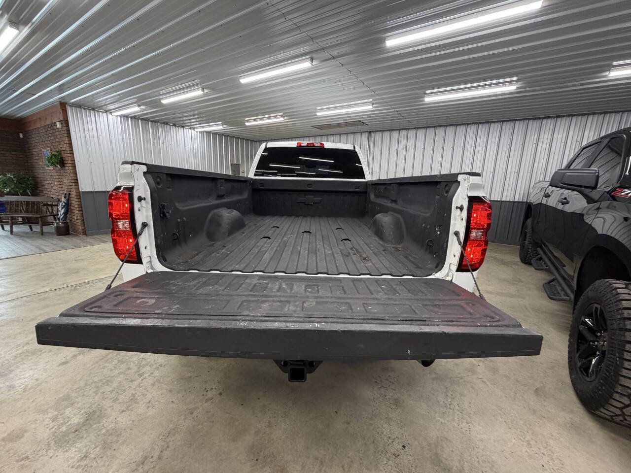 Used 2018 Chevrolet Silverado 3500 W/T image 23