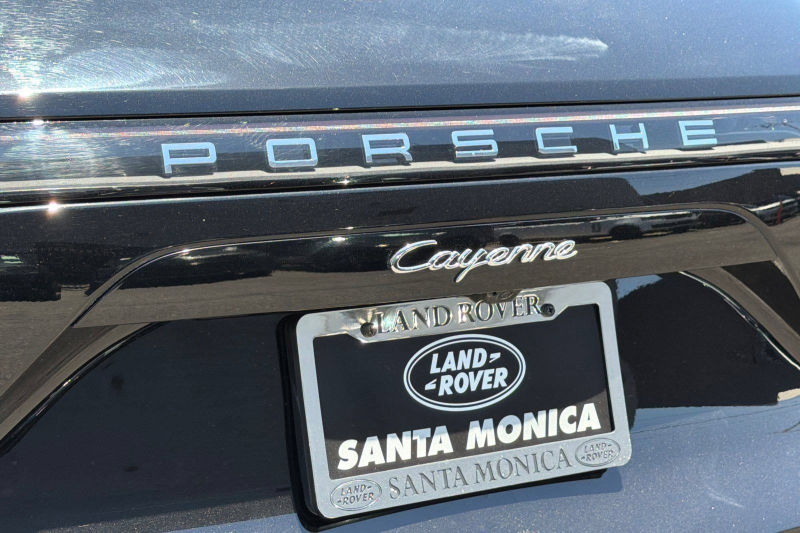 Used 2023 Porsche Cayenne AWD/4WD image 14