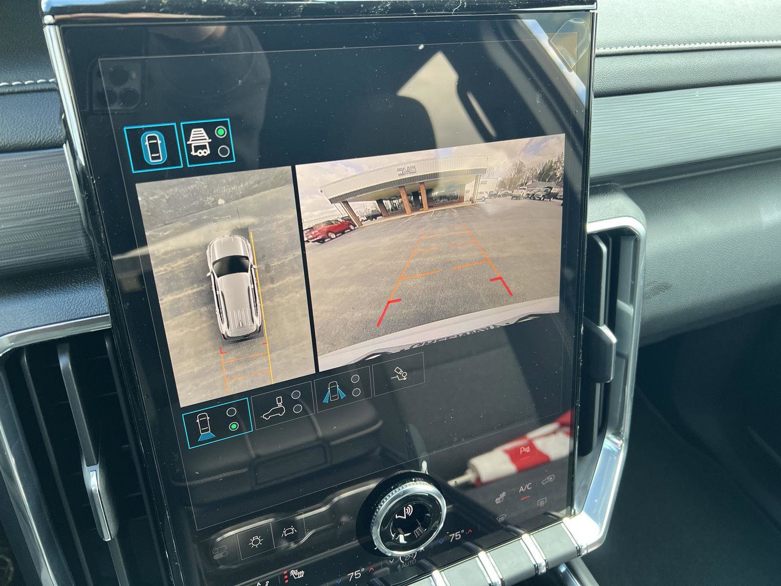 New 2026 GMC Acadia Elevation image 33