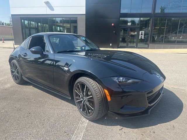 New 2025 MAZDA MX-5 Miata RF Grand Touring w/ Appearance Package image 2
