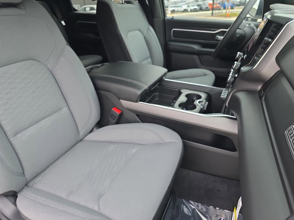 New 2026 RAM 1500 Big Horn AWD/4WD image 10