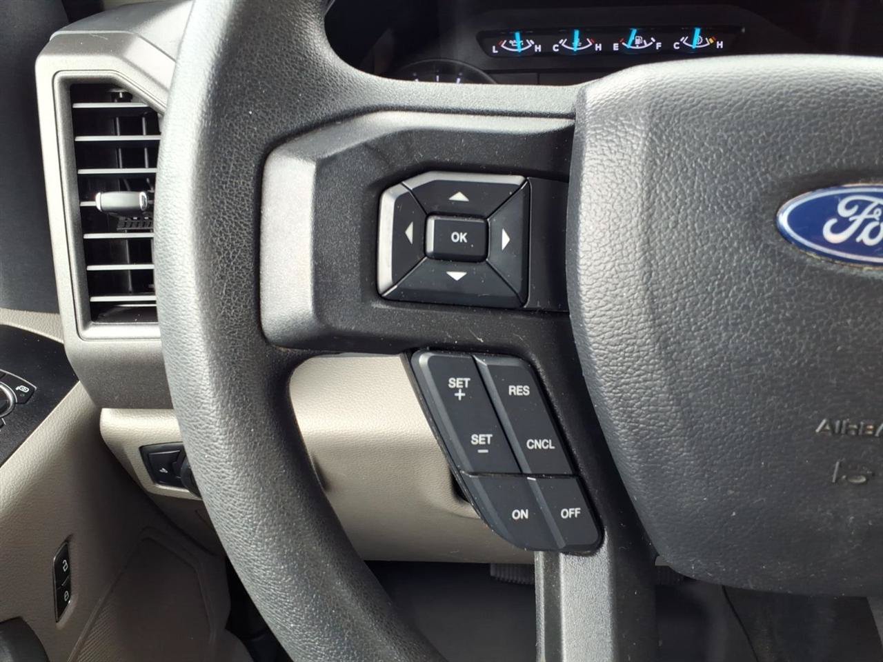 Used 2022 Ford F250 XL w/ Power Equipment Group AWD/4WD image 27