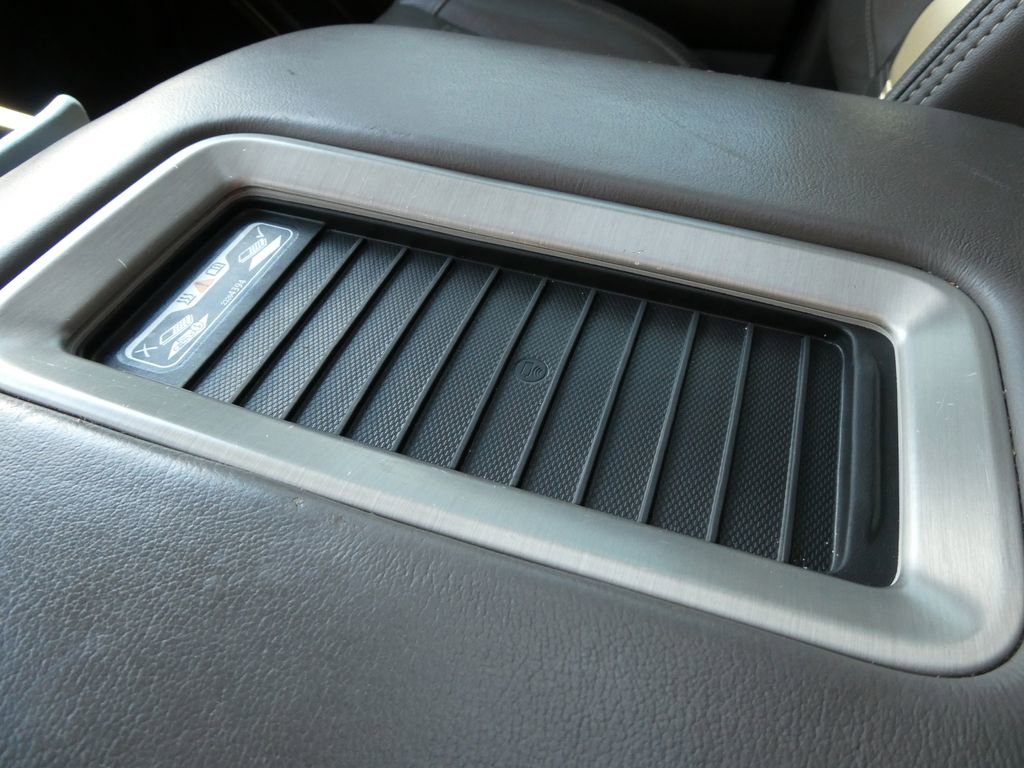 Used 2019 GMC Yukon Denali w/ Denali Ultimate Package image 31