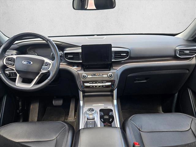 Used 2020 Ford Explorer Limited image 19