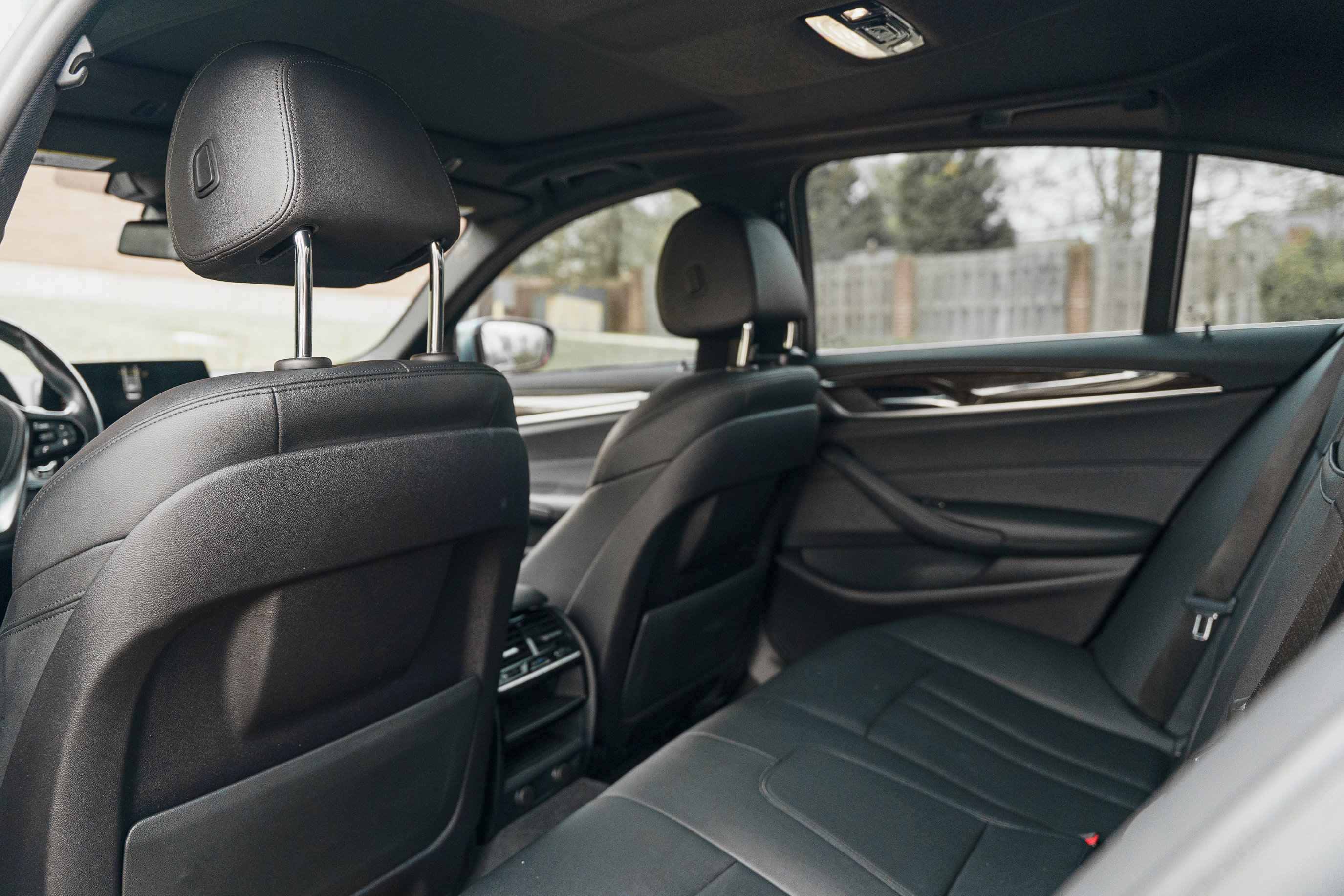 Used 2019 BMW 530i xDrive w/ Convenience Package image 25