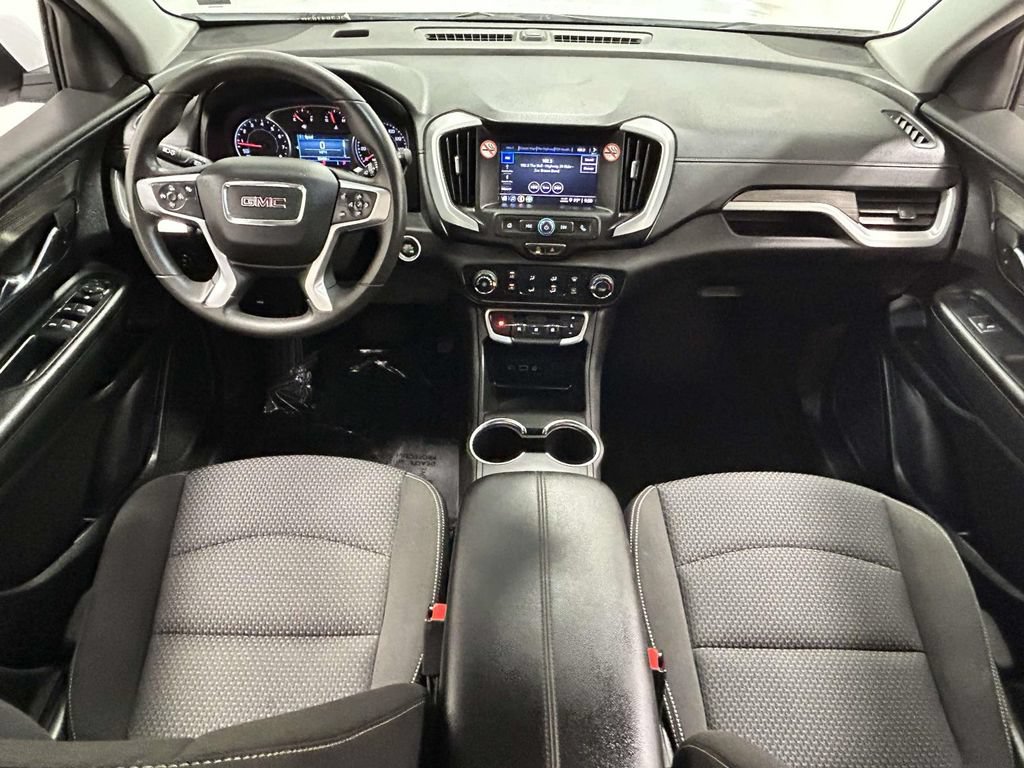 Used 2024 GMC Terrain SLE AWD/4WD image 9