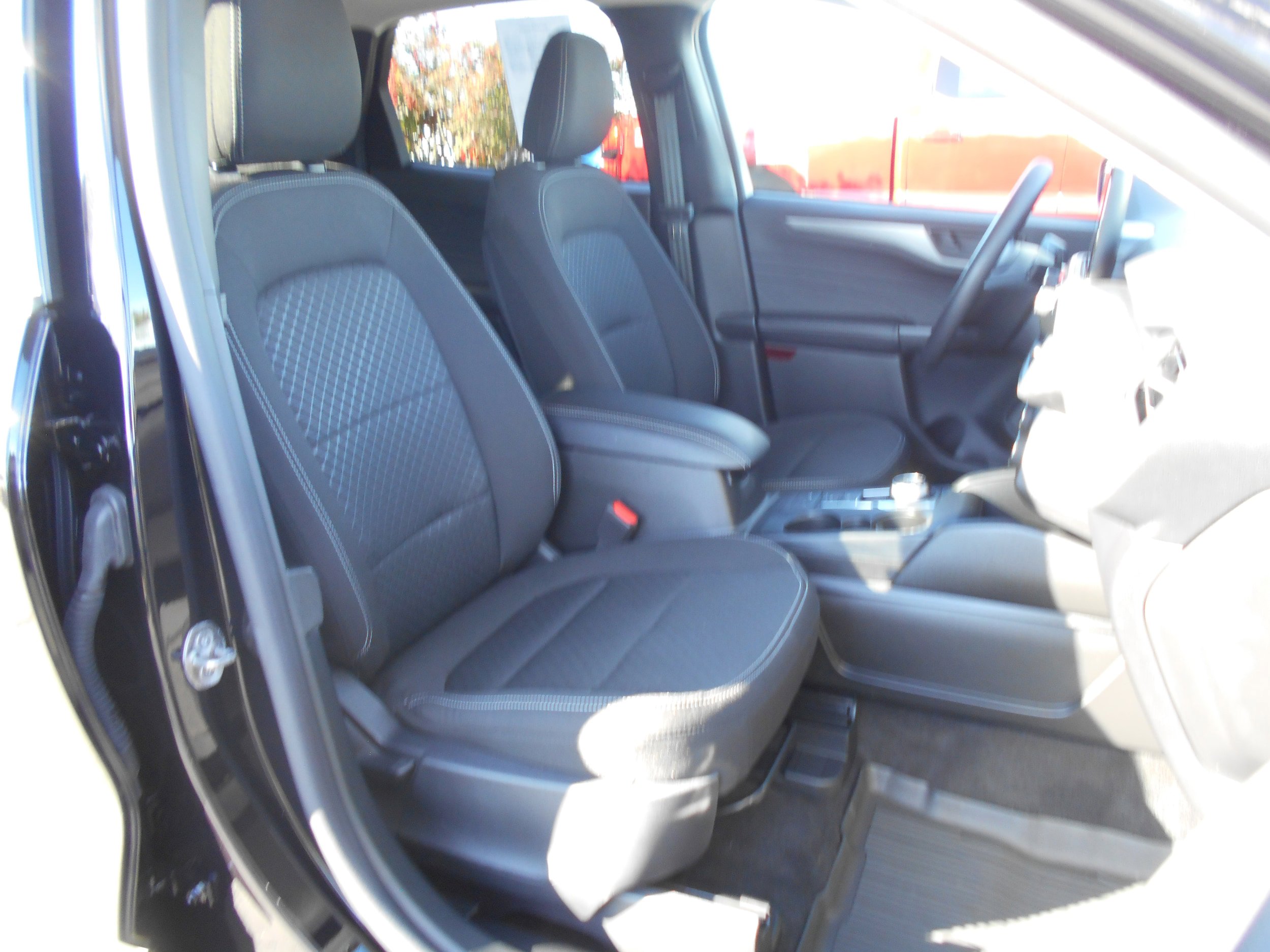 Used 2025 Ford Escape Active FWD image 7