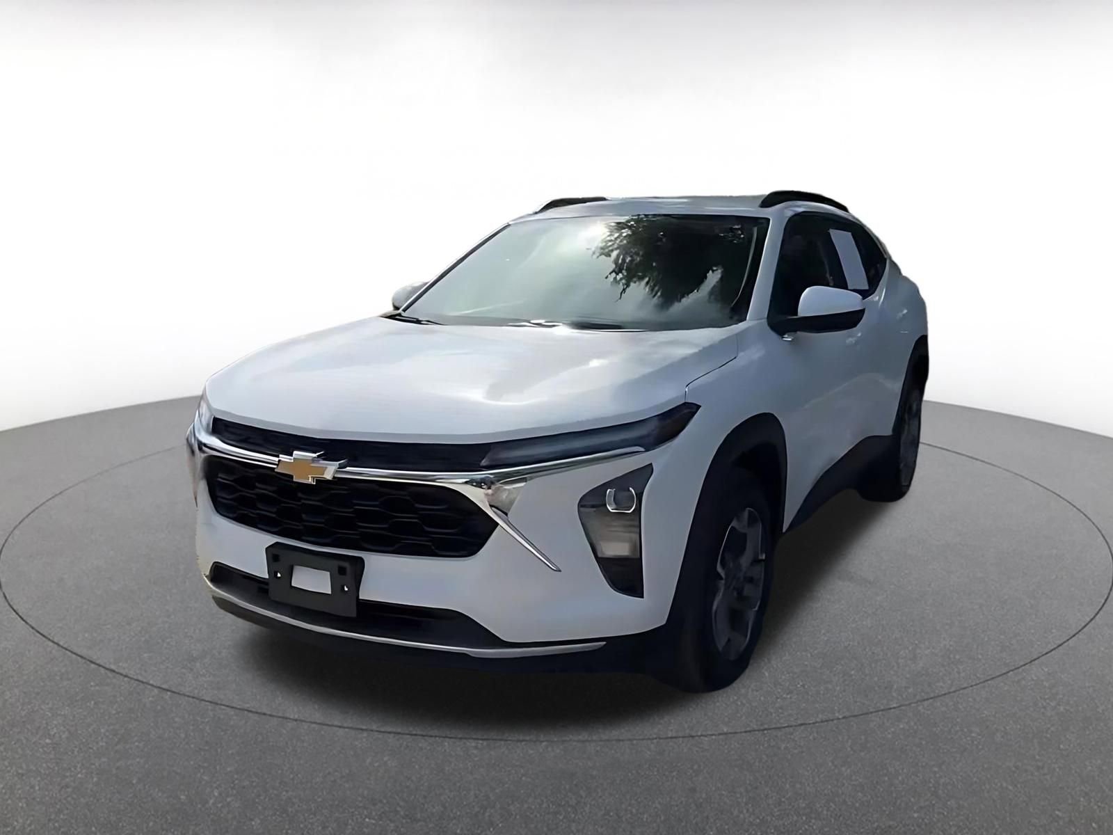 Used 2025 Chevrolet Trax LT image 7