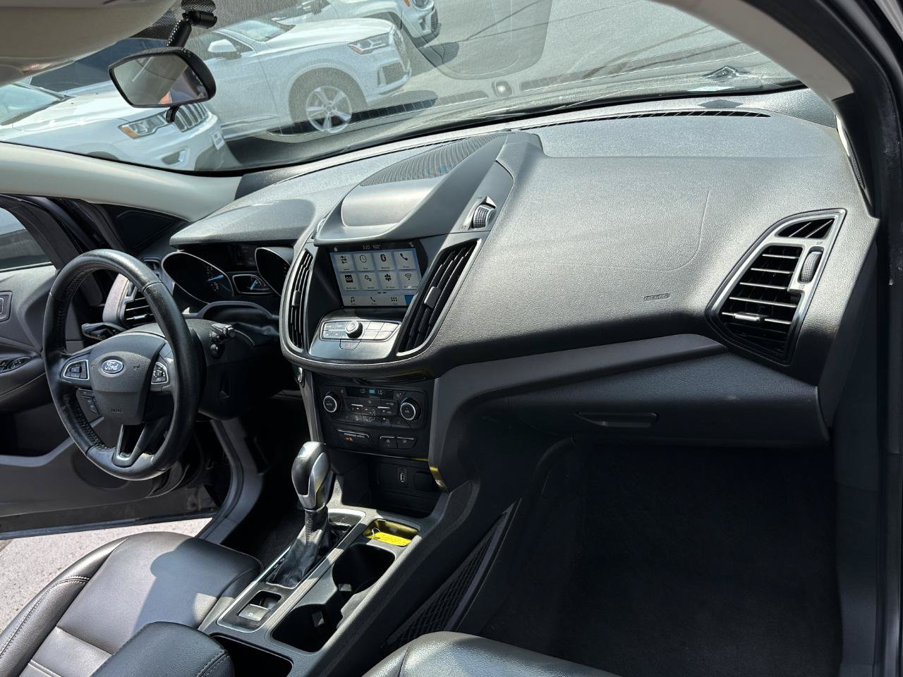 Used 2019 Ford Escape SEL AWD/4WD image 50