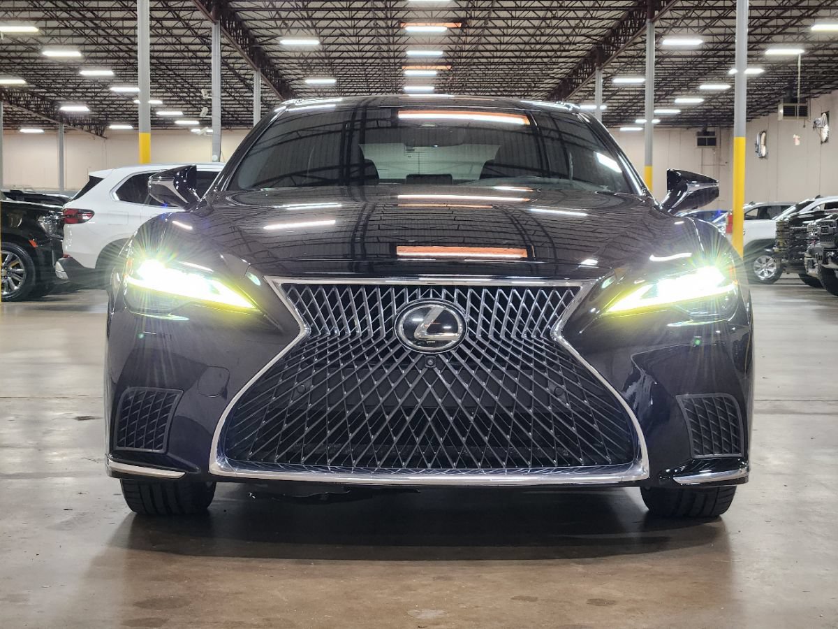 Used 2021 Lexus LS 500 RWD image 2