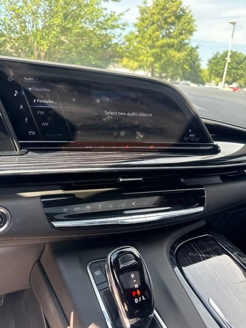 Used 2023 Cadillac Escalade Sport w/ Touring Package AWD/4WD image 10