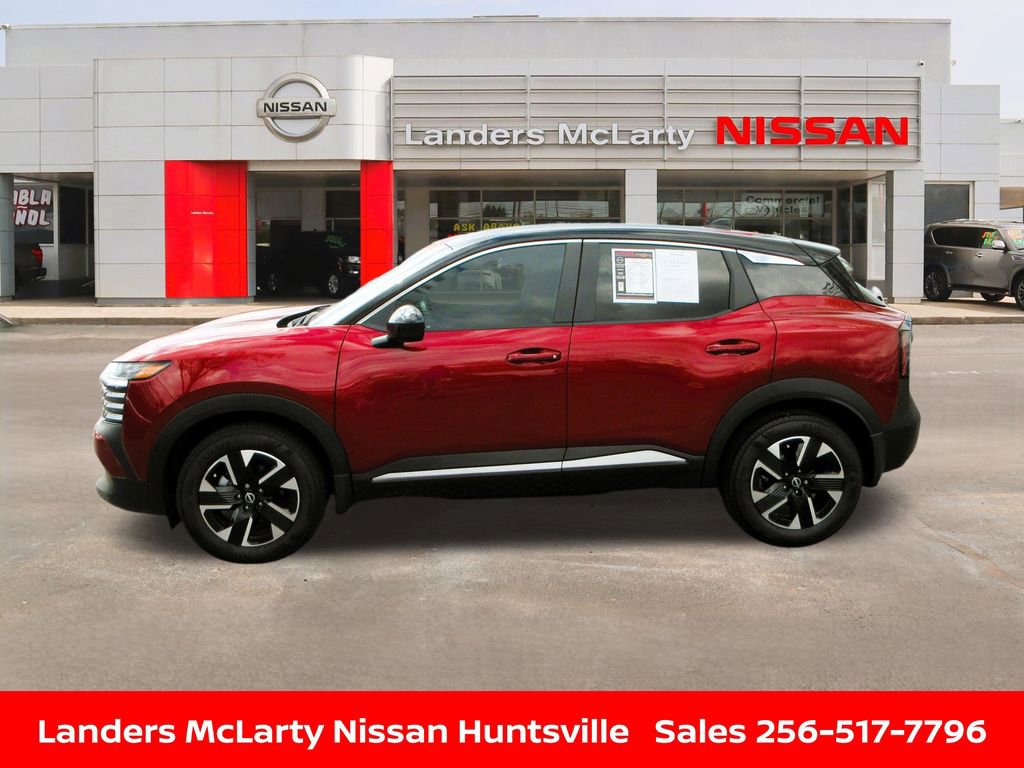 Used 2025 Nissan Kicks SV w/ Illumination Package image 8