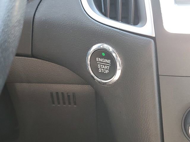 Used 2016 Ford Edge SEL w/ Equipment Group 201A image 32