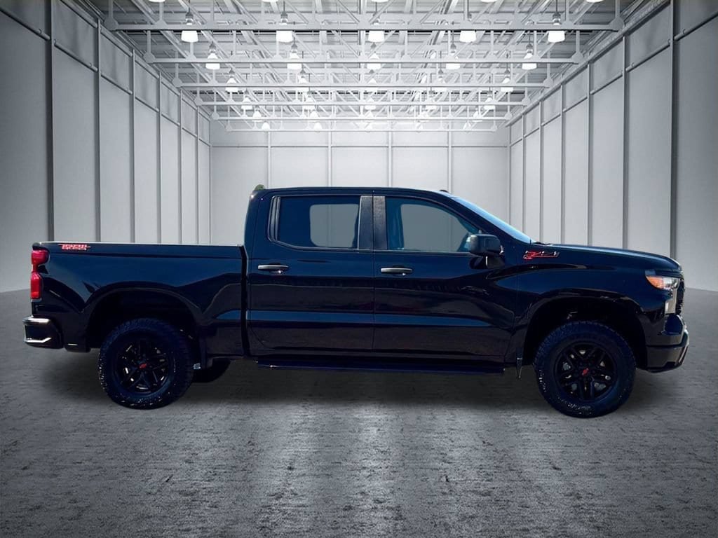 Used 2024 Chevrolet Silverado 1500 Custom Trail Boss AWD/4WD image 6