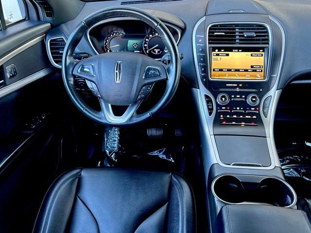 Used 2016 Lincoln MKX Premiere image 28