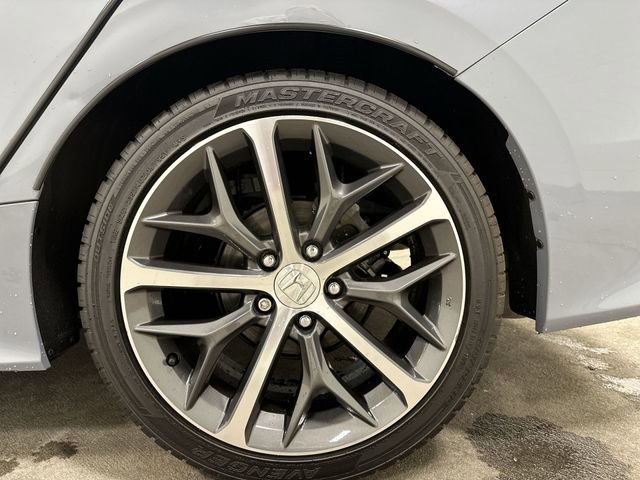 Used 2023 Honda Civic Touring image 14