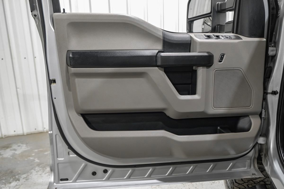 Used 2019 Ford F250 XL w/ STX Appearance Package AWD/4WD image 41