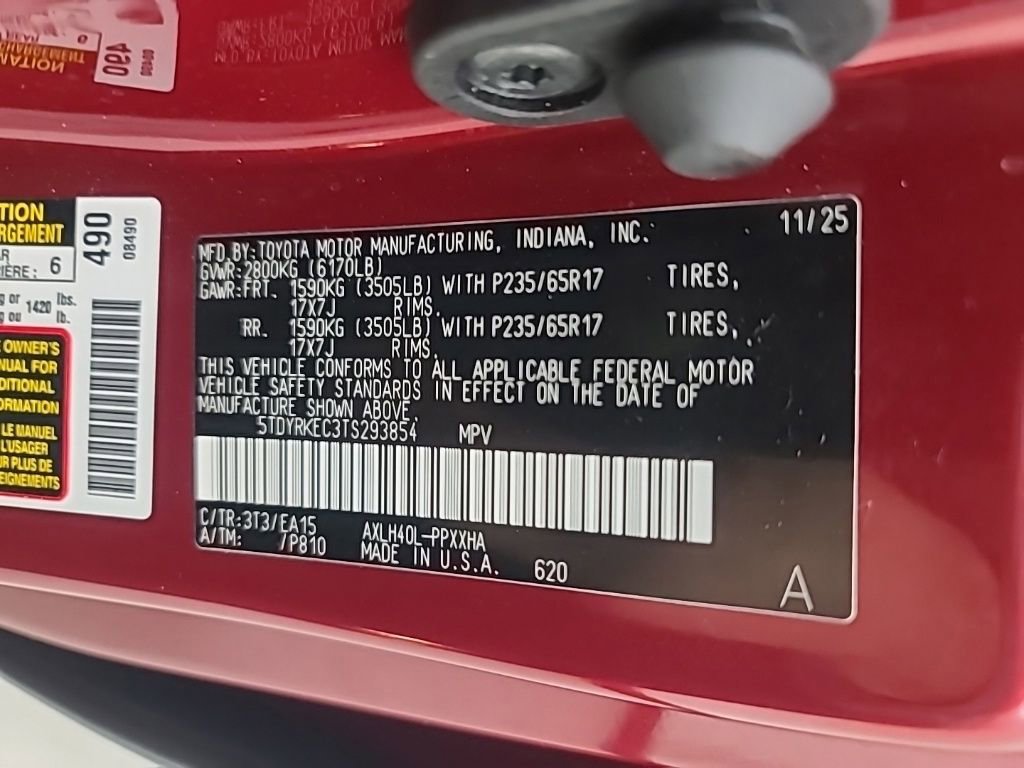 Used 2026 Toyota Sienna XLE image 46