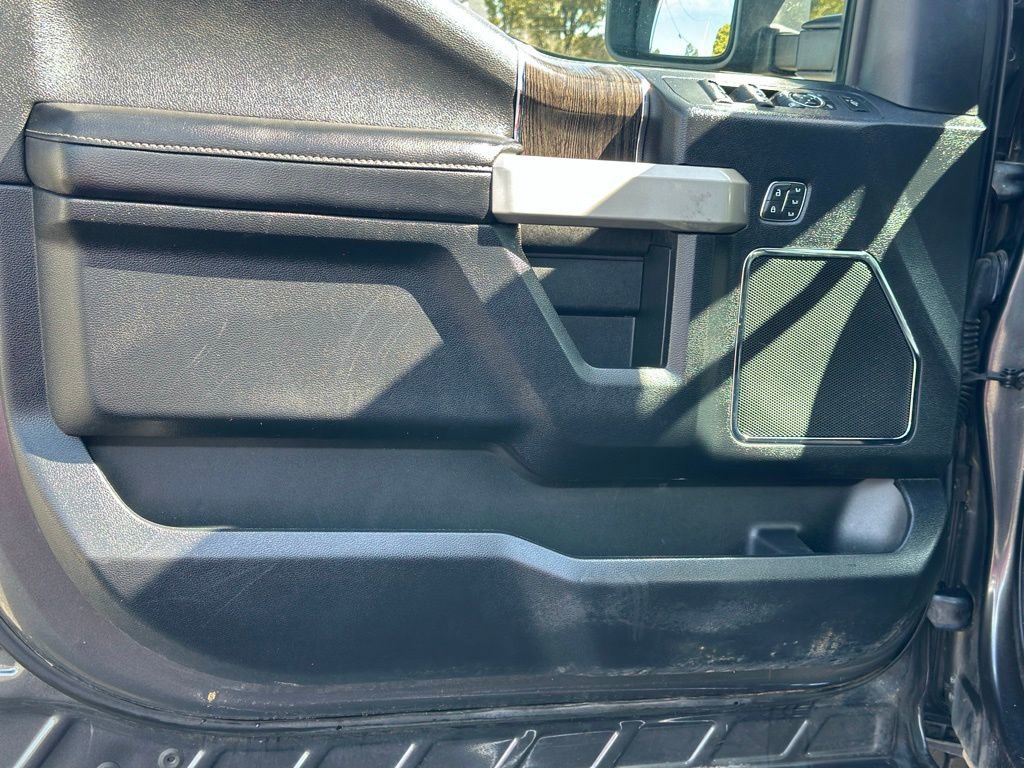 Certified 2020 Ford F250 Lariat w/ Lariat Ultimate Package image 13