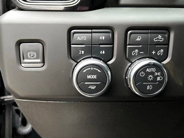 Used 2024 GMC Sierra 3500 AT4 w/ AT4 Premium Plus Package image 15