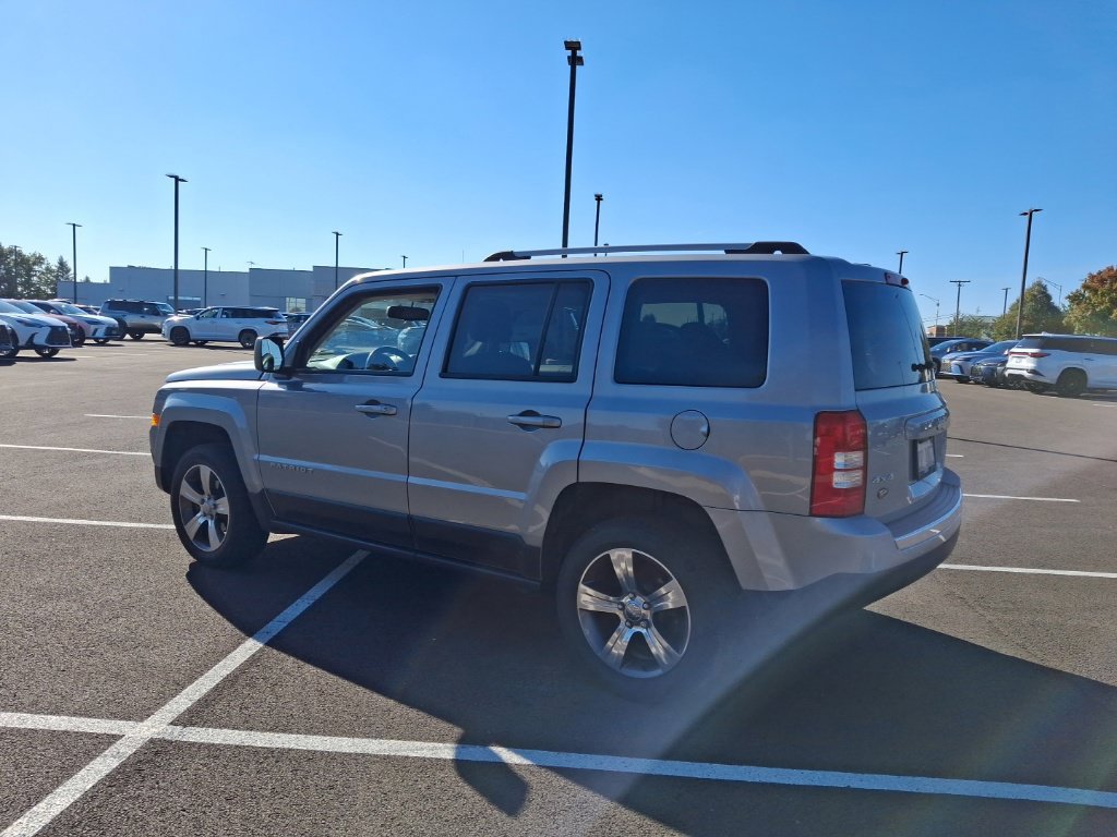 Used 2016 Jeep Patriot High Altitude AWD/4WD image 4