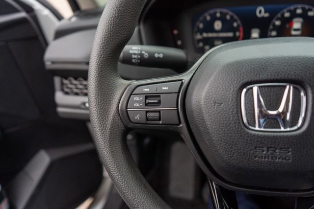 Used 2023 Honda Accord LX image 18