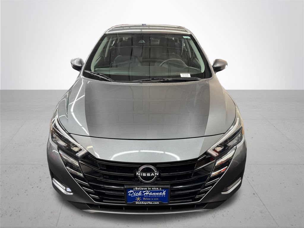 Used 2025 Nissan Versa SV FWD image 11