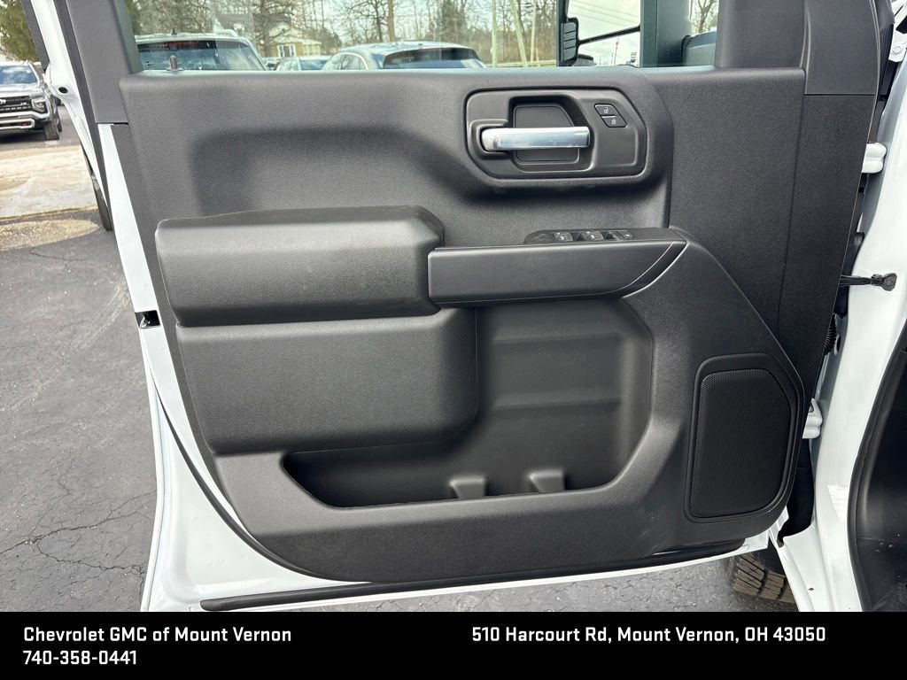 New 2026 GMC Sierra 2500 Pro image 9