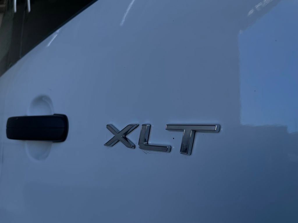 Used 2021 Ford Transit 350 XLT RWD image 10