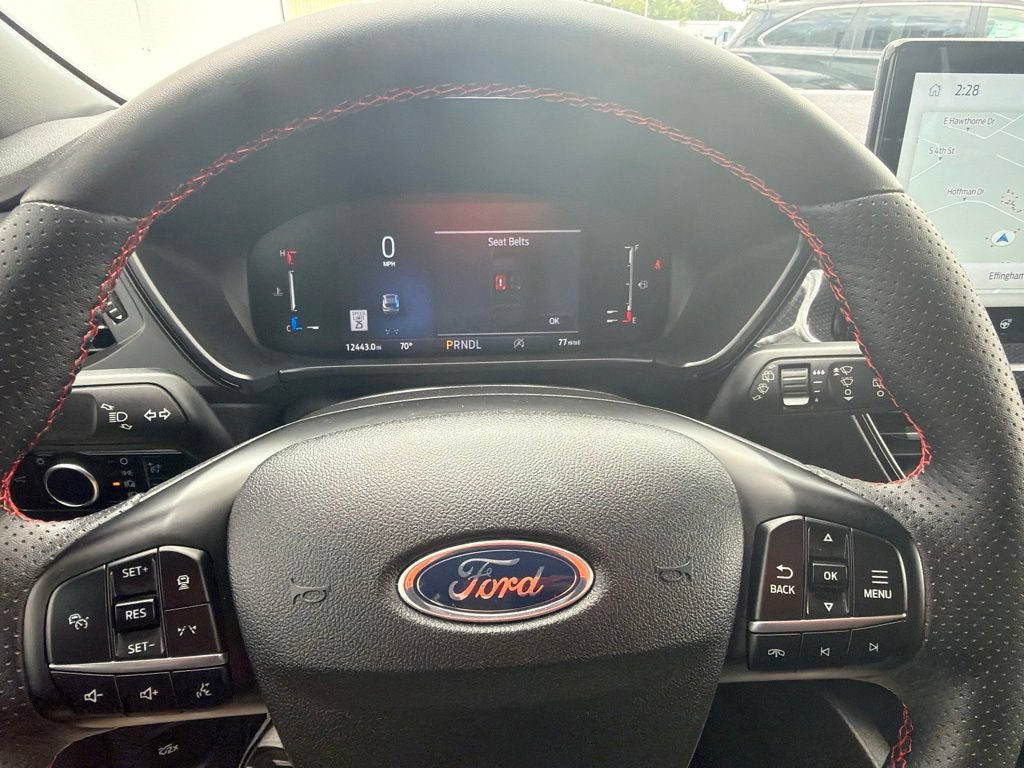 Used 2024 Ford Escape ST-Line w/ Tech Pack #1 AWD/4WD image 13