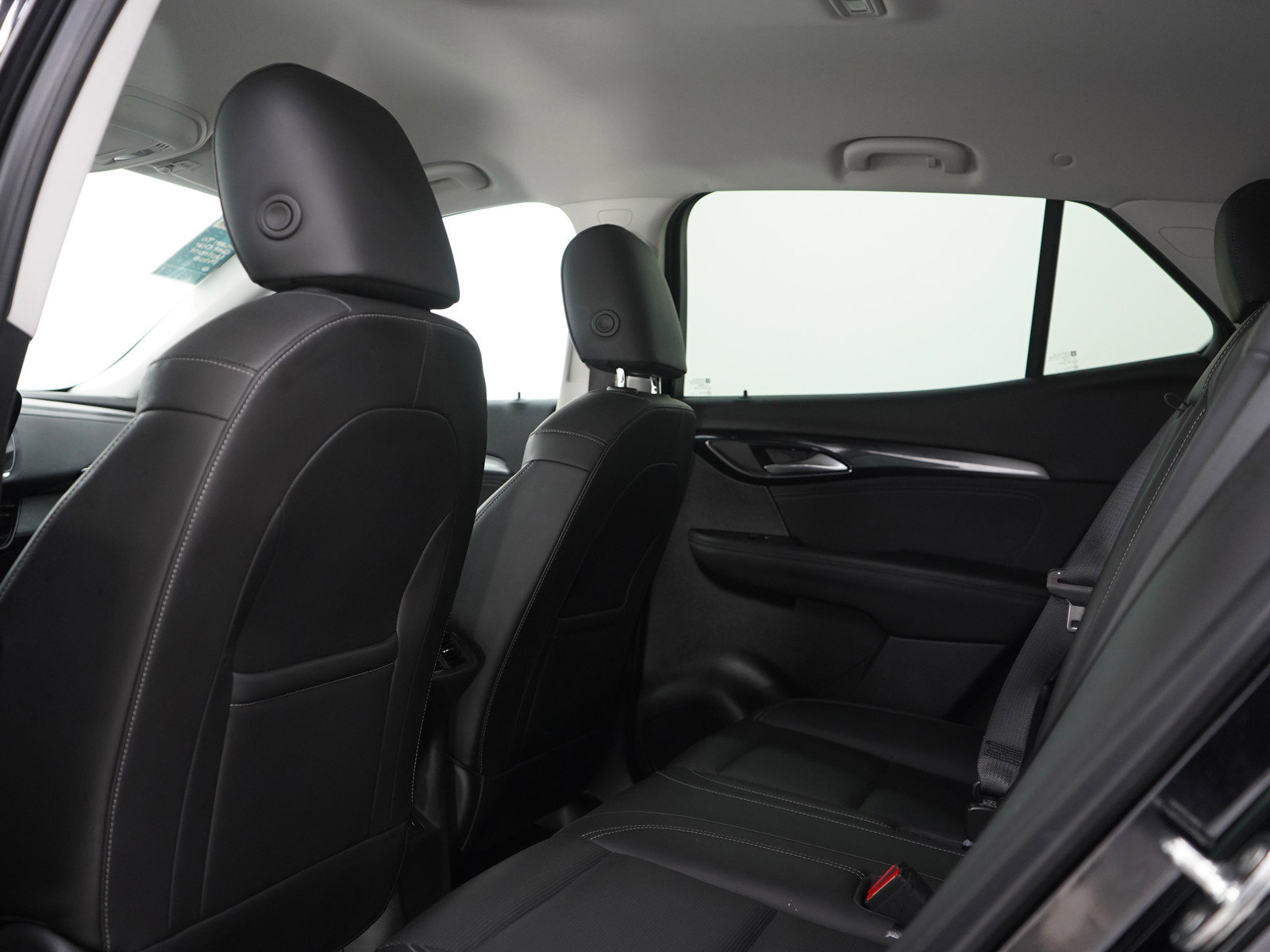 Used 2024 Buick Envision Preferred AWD/4WD image 17