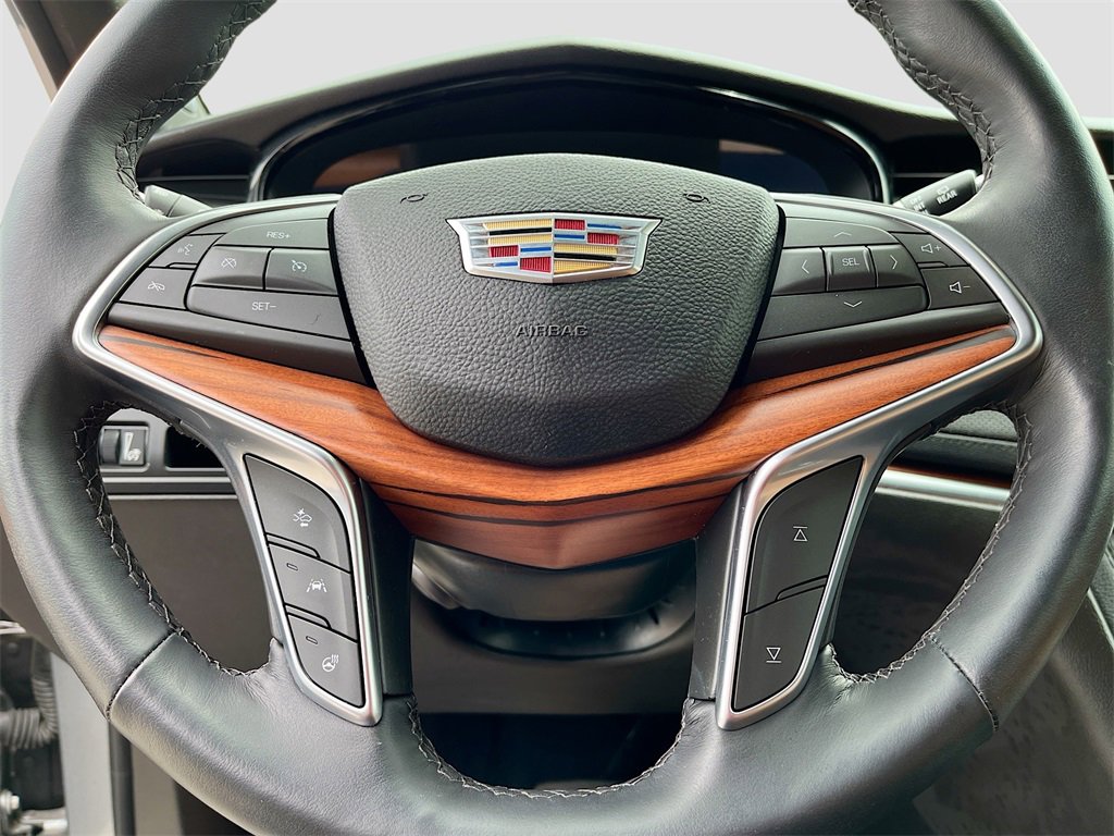 Used 2024 Cadillac XT5 Premium Luxury image 11