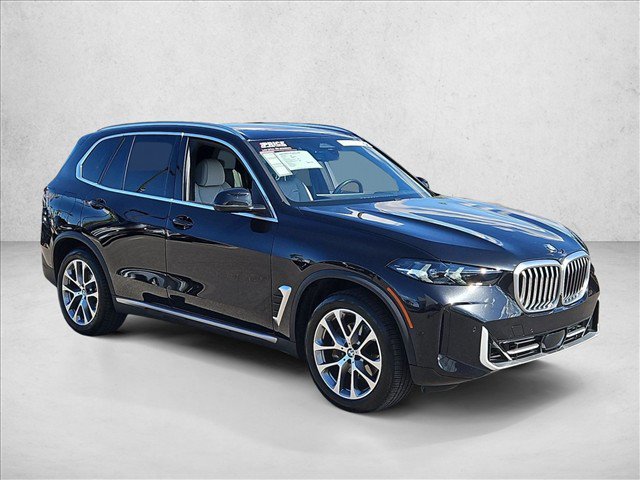 Certified 2024 BMW X5 sDrive40i w/ Parking Assistance Package RWD image 3