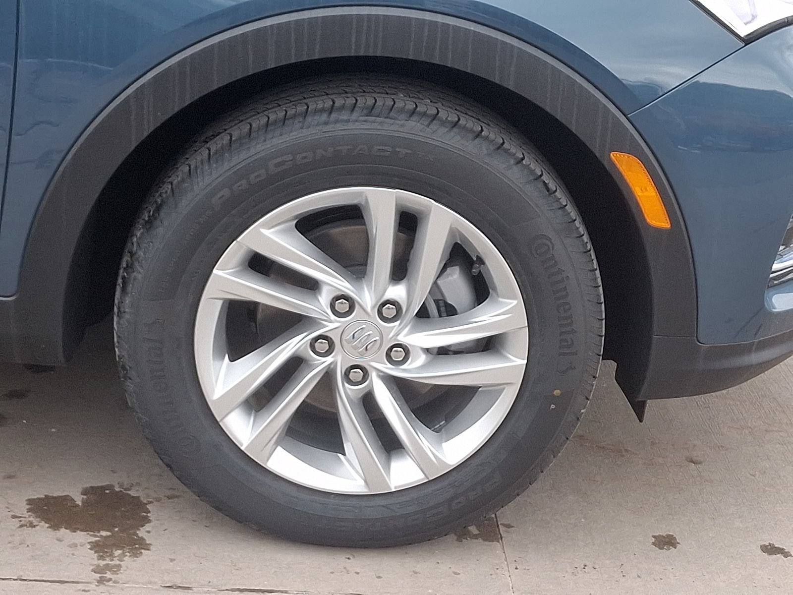 New 2026 Buick Envista Sport Touring w/ Convenience I Package FWD image 8