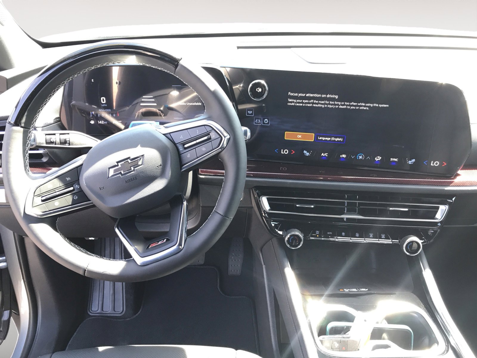 New 2025 Chevrolet Traverse Z71 w/ Enhanced Driving Package image 9