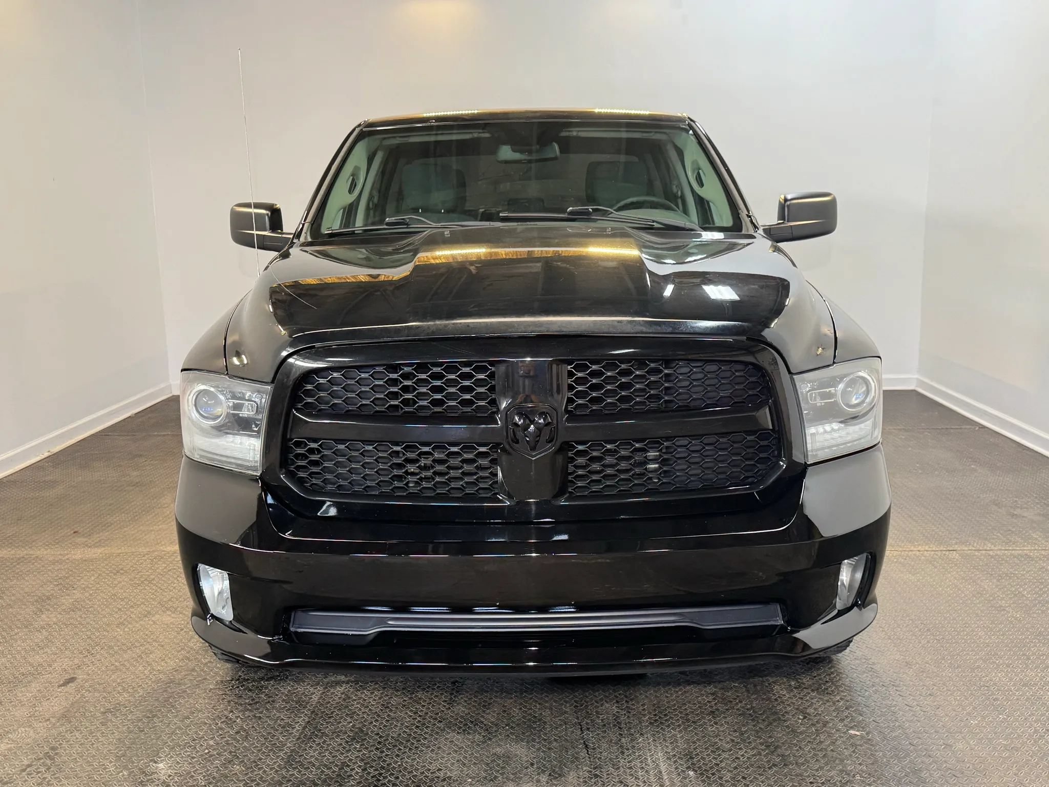 Used 2014 RAM 1500 ST AWD/4WD image 2