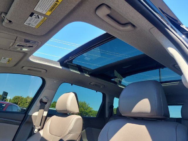 Used 2019 Hyundai Santa Fe Limited FWD image 13